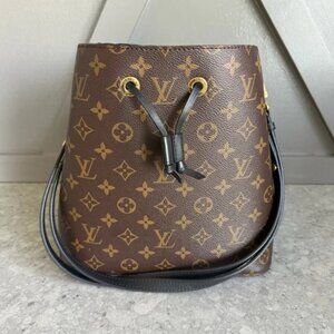 LOUIS VUITTON Monogram NeoNoe Bucket Bag in Black